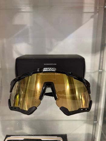 Scicon, Aeroshade