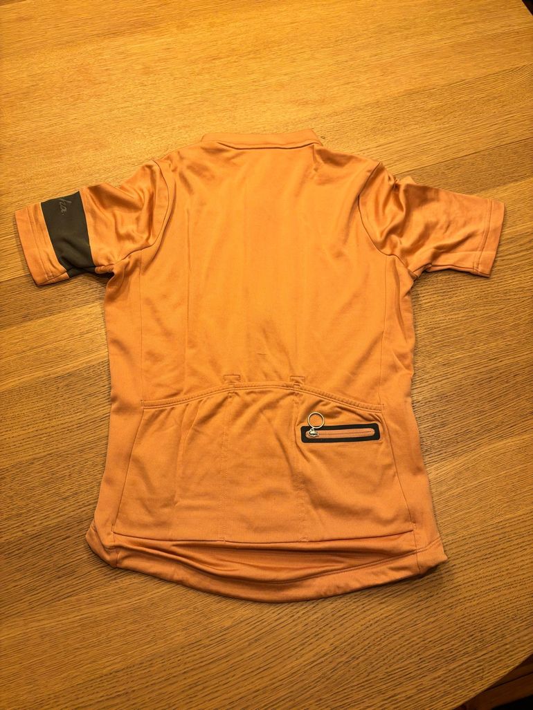 Used 2023 cycling jersey - bundle bike — image 4 of 5