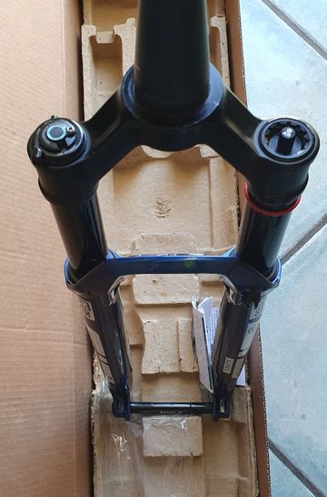 Used 2025 SID SL Ultimate 3 P 100mm Fork bike — image 3 of 4