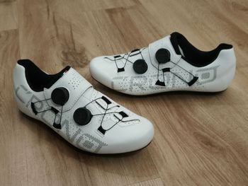 Used 2025 CR1 Carbon Road Shoes bike — image 2 of 8