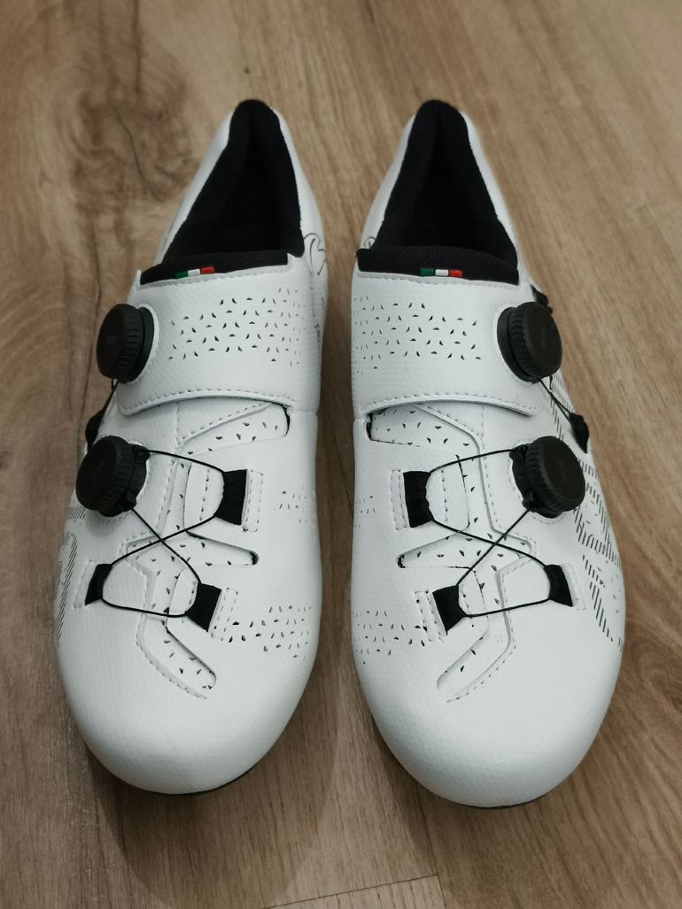Used 2025 CR1 Carbon Road Shoes bike — image 3 of 8