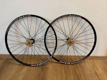 Used Tune KillHill ClimbHill Laufradsatz Wheels