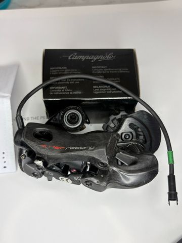 Tweedehands Campagnolo Super Record 12-speed Drivetrain & Pedals