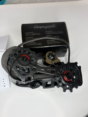 Używany Campagnolo Super Record 12-speed bike — zdjęcie 2 z 2