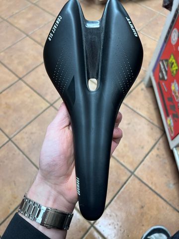 Giant Contact SLR saddle Saddles & Seatposts usato