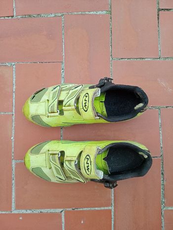 Used 2022 Zapatillas BTT bike — image 2 of 4