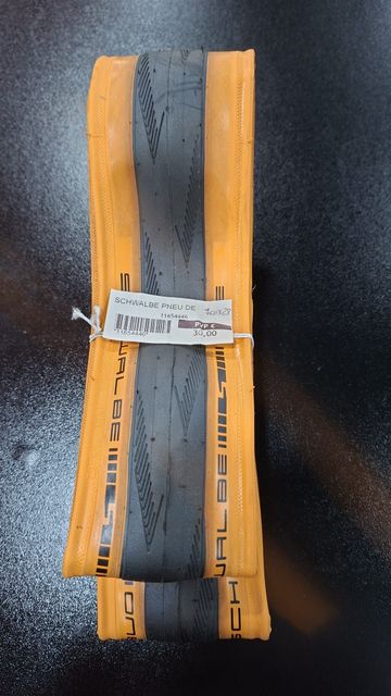 Brugt Schwalbe One 700x28c Laranja 2026 bike — billede 1 af 7