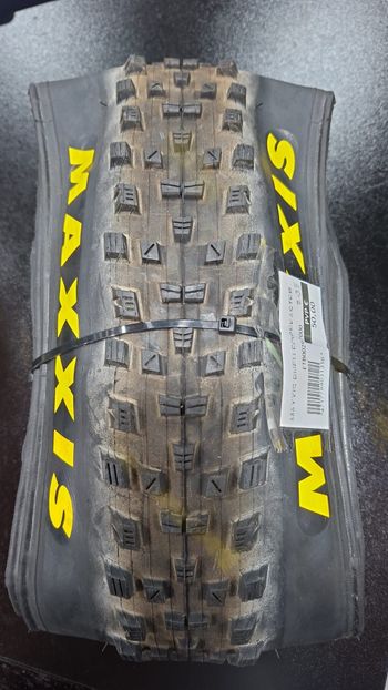 Maxxis, Foreskaster 29x2.35 Kevlar Preto