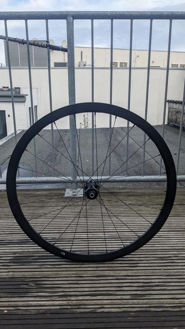 Used Fulcrum Racing 400 DB Wheelset 2024 bike — image 5 of 13