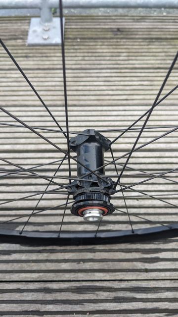 Used Fulcrum Racing 400 DB Wheelset 2024 bike — image 3 of 13