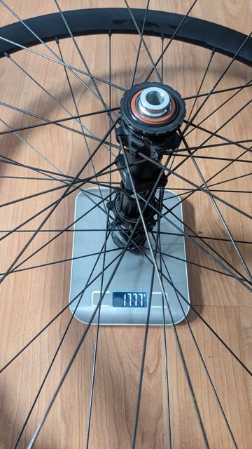 Used Fulcrum Racing 400 DB Wheelset 2024 bike — image 12 of 13