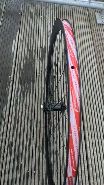 Used Fulcrum Racing 400 DB Wheelset 2024 bike — image 4 of 13