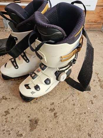 K2, Chaussures BOA