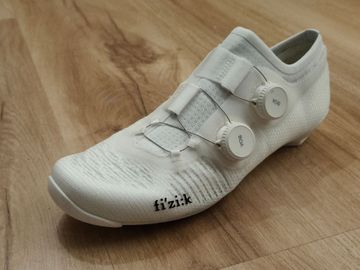 Käytetty 2025 Sapatos de estrada Fizik Vega Carbon modelo Team Movistar "NOVOS" bike — kuva 4 / 8