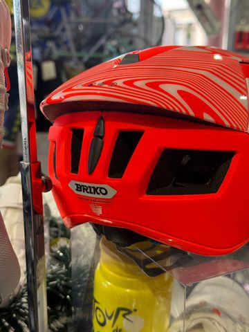 Brugt Briko Vulcano 2.0 Helmet 2025 bike — billede 1 af 3