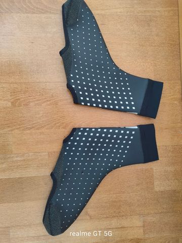 Used 2020 Cubrebotas Neopreno Cycling Clothing