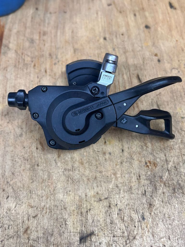 Used Shimano SL-M7000-11 Right Shifter bike — image 3 of 3