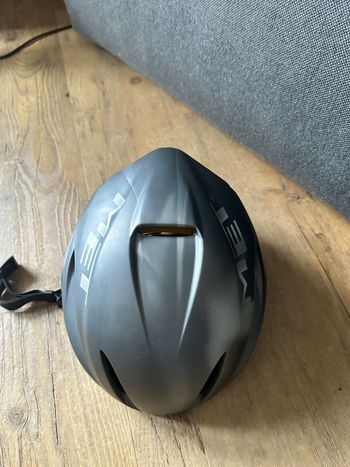 MET, Manta Mips Helmet