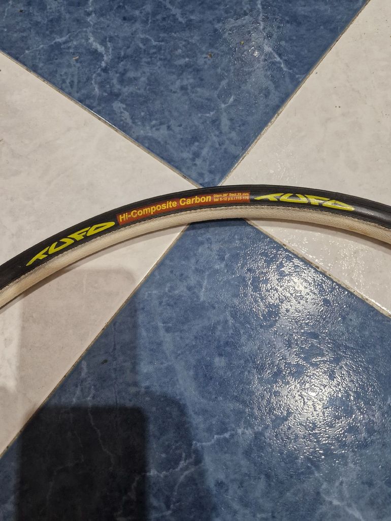 Used 2018 Tubulares carretera bike — image 1 of 5