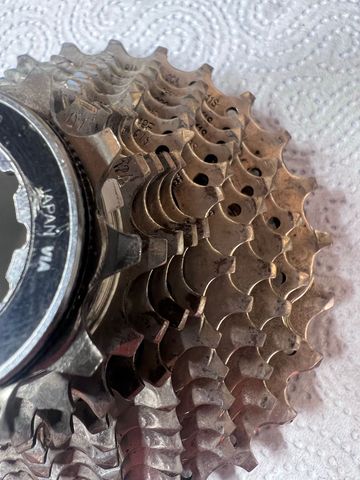 Used Shimano CS-R7000 11s bike — image 4 of 4