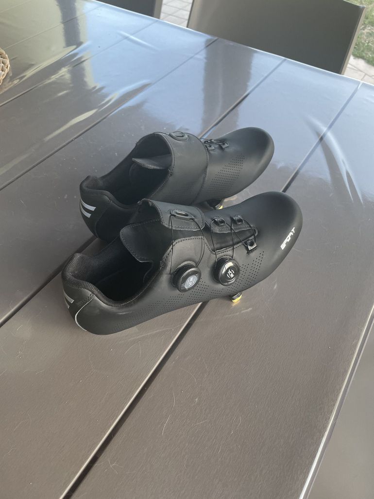 Used TFNYCT Shoes with Shimano SPD-SL Cleats bike — image 3 of 5