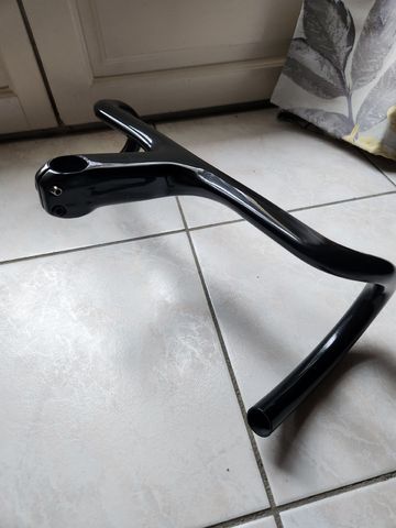 Black Inc Carbone 44cm x 130mm bike usato — immagine 2 di 2