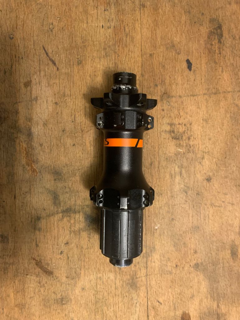 Used Syncros Formula CL-148M Rear Hub bike — image 2 of 3