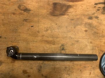 Tweedehands Bontrager Carbon Seatpost bike — afbeelding 2 van 2