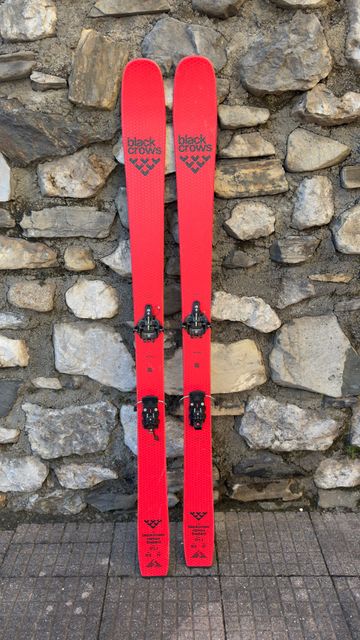 Used 2025 Camox Skiing & Skitouring