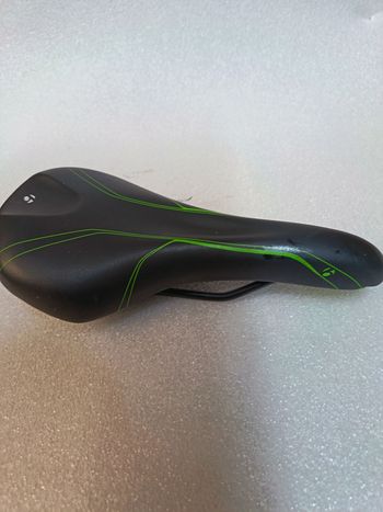 Used Bontrager Arvada Elite Saddle 2025 bike — image 1 of 4