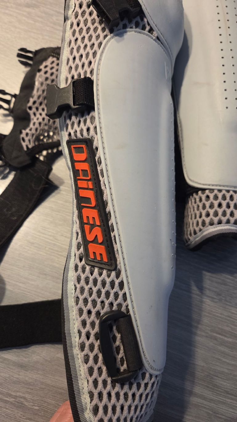 Used Dainese Pro Air Knee and Shin Guards bike — image 2 of 3