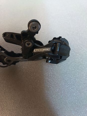 Shimano, Deore Rear Derailleur M593