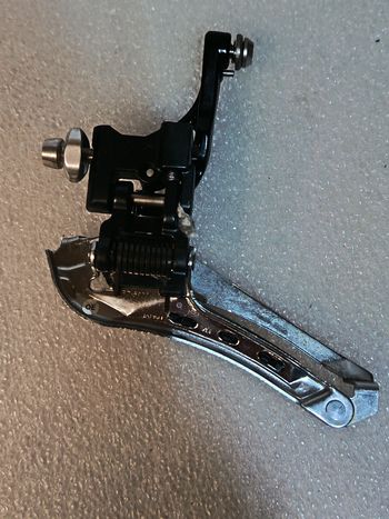 Used Shimano 105 R7000 2025 bike — image 2 of 3