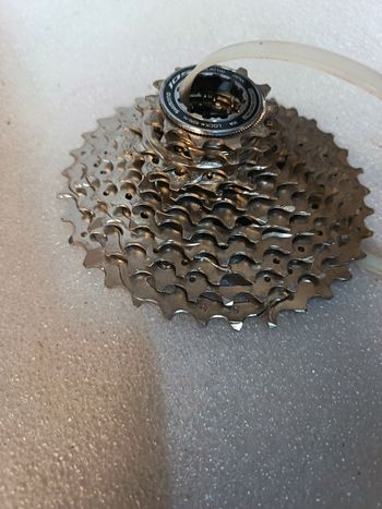 Used Shimano 105 R7000 12 vitesses 2025 bike — image 1 of 2