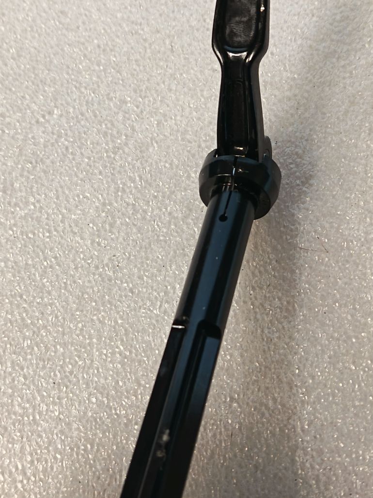 Used RockShox Axe de fourche traversant 2025 bike — image 3 of 3