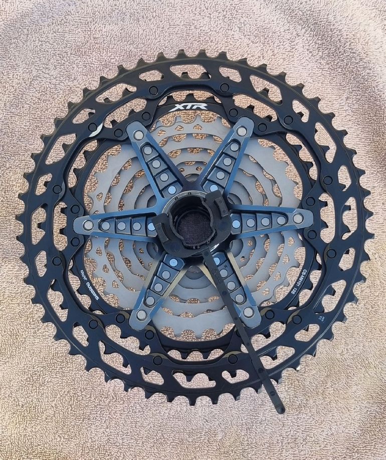 Used Shimano XTR CS-M9101 12 vitesses 10-51 bike — image 2 of 3