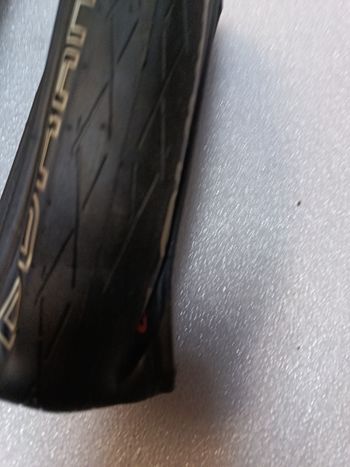 Used Schwalbe Durano 26x1.10 2025 bike — image 4 of 5