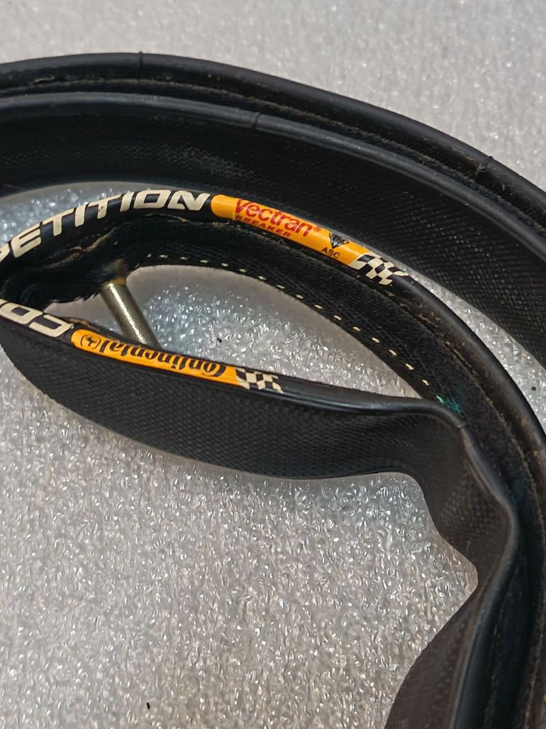 Used Continental Boyau Compétition 700x22 2025 bike — image 3 of 4