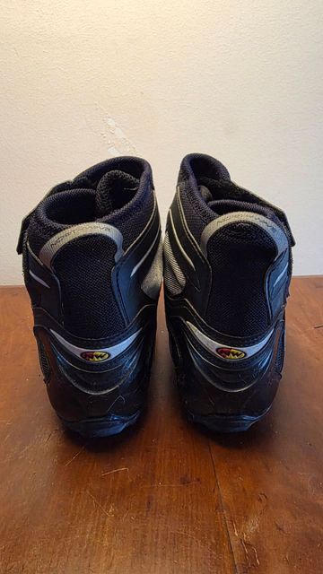 Used 2014 Celsius GTX GoreTex bike — image 2 of 11