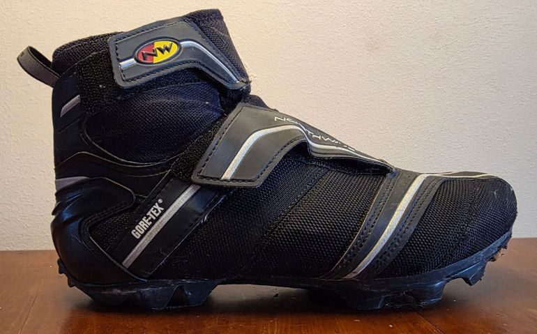 Used 2014 Celsius GTX GoreTex bike — image 3 of 11
