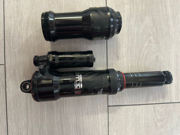 2022 Super Deluxe Ultimate Air Shock bike de segunda mano — imagen 2 de 2