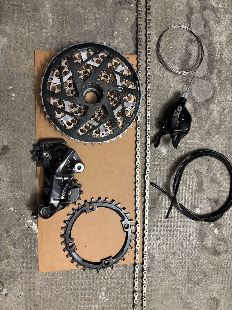 Used Sram xx1 bike — image 1 of 3