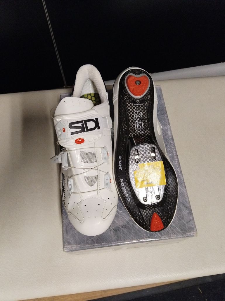 Used 2023 scarpe bike — image 3 of 4