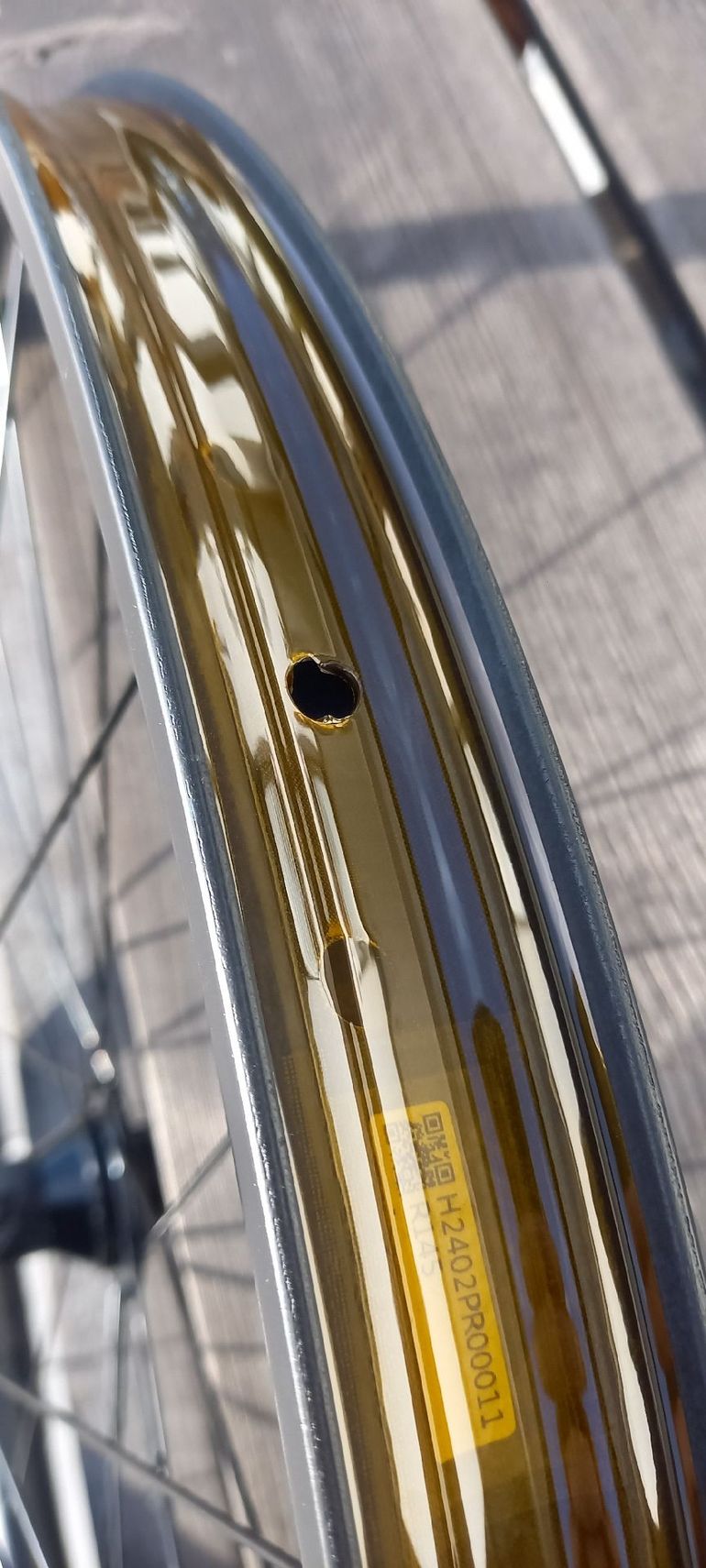Used 2025 AM eCarbone bike — image 6 of 14