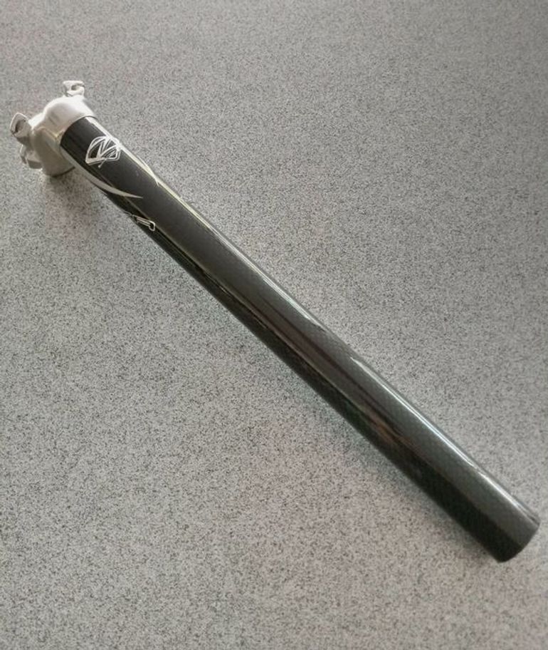Used 4za Carbon Of25 29.4 seatpost bike — image 1 of 3
