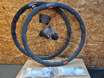 Zipp, 353 NSW Tubeless Disc Brake Wheelset