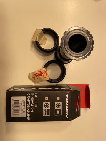 Token Ninja Bottom bracket 2022 Drivetrain & Pedals d'occasion