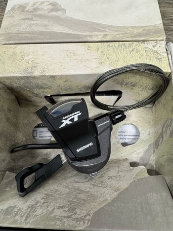 Shimano, Deore XT SL-M8000 11v