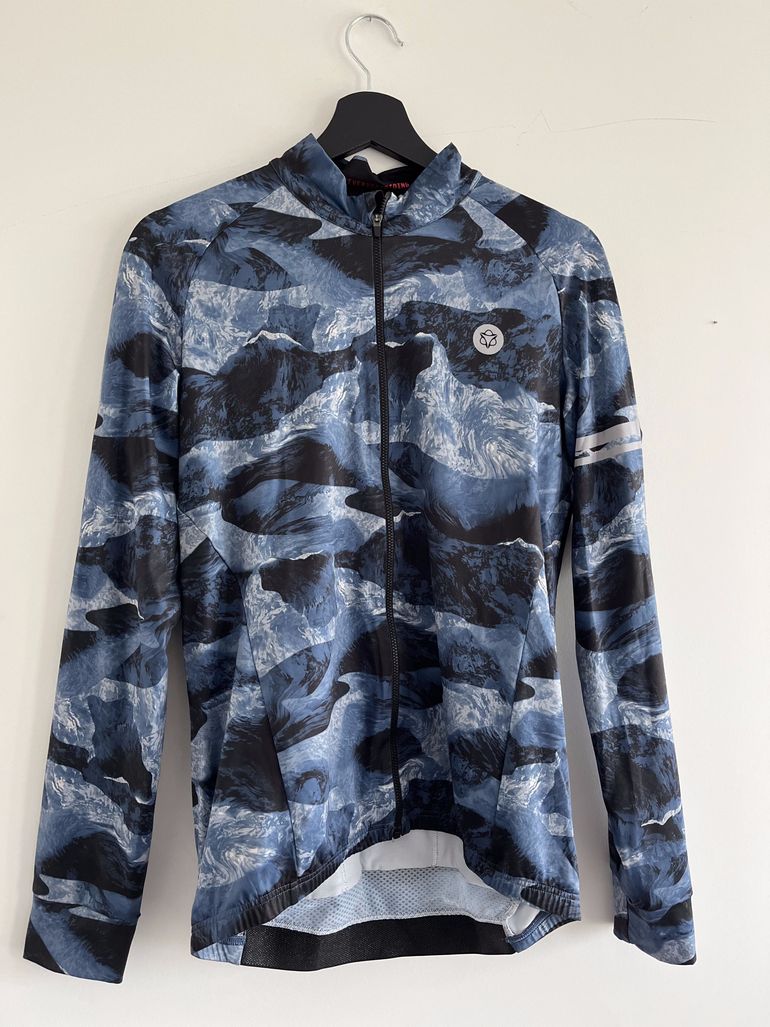 Used Santini Maillot à manches longues Abstract Mountains Performance bike — image 1 of 5