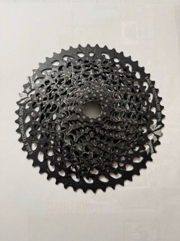 2023 Eagle XG-1275 12-Speed Cassette Drivetrain & Pedals de segunda mano